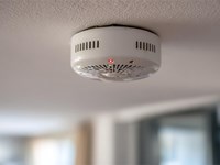 10 medidas clave para proteger tu vivienda de una okupación ilegal