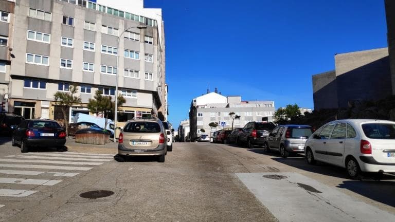 Alquilan un bar en Monte Alto (A Coruña) y lo okupan para usar como vivienda