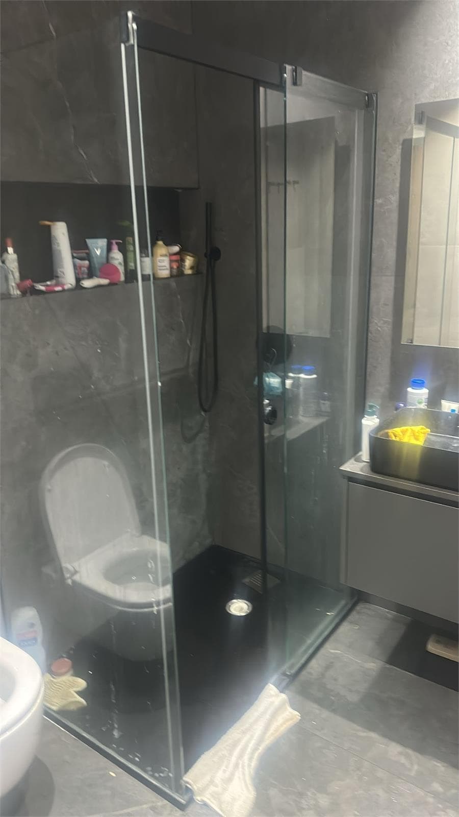 Apartamento de lujo en hotel en Madrid Okupación Ilegal - Imagen 6