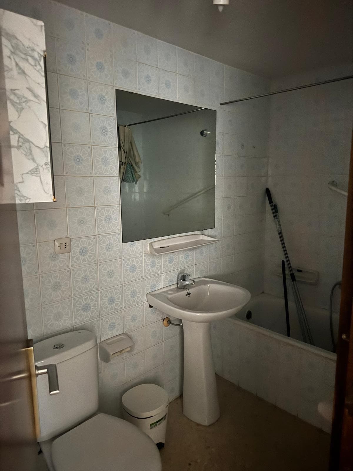 Inmueble recuperado en Almuñecar (Granada) Inquilinos morosos - Imagen 4