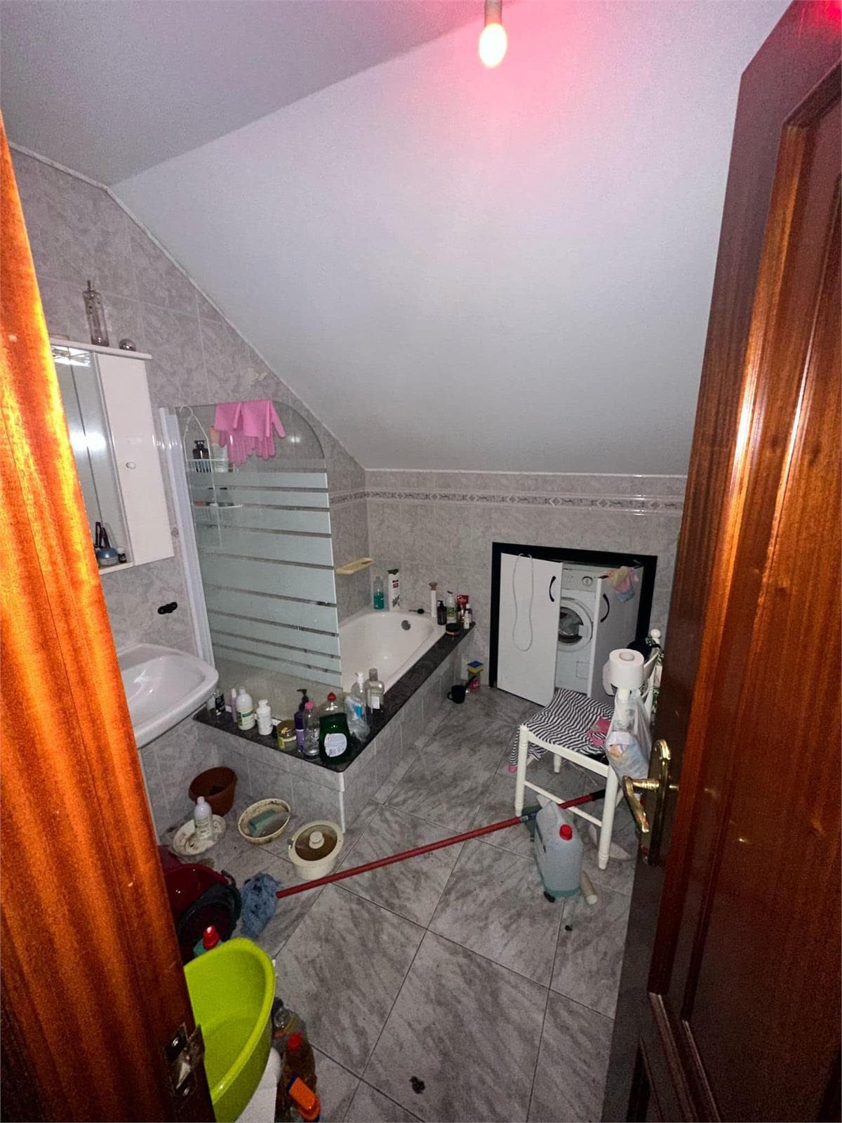 Inmueble recuperado en Camariñas inquilinos morosos - Imagen 2