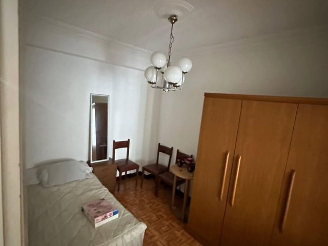 Inmueble recuperado en el Barrio de Monelos (A Coruña) Okupas