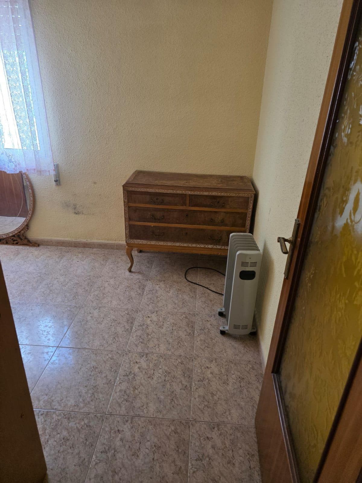 Inmueble recuperado en Getafe pase de llave - Imagen 10