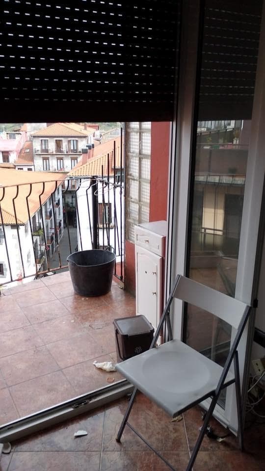 Inmueble recuperado en Hernani Inquilinos morosos conflictivos - Imagen 2