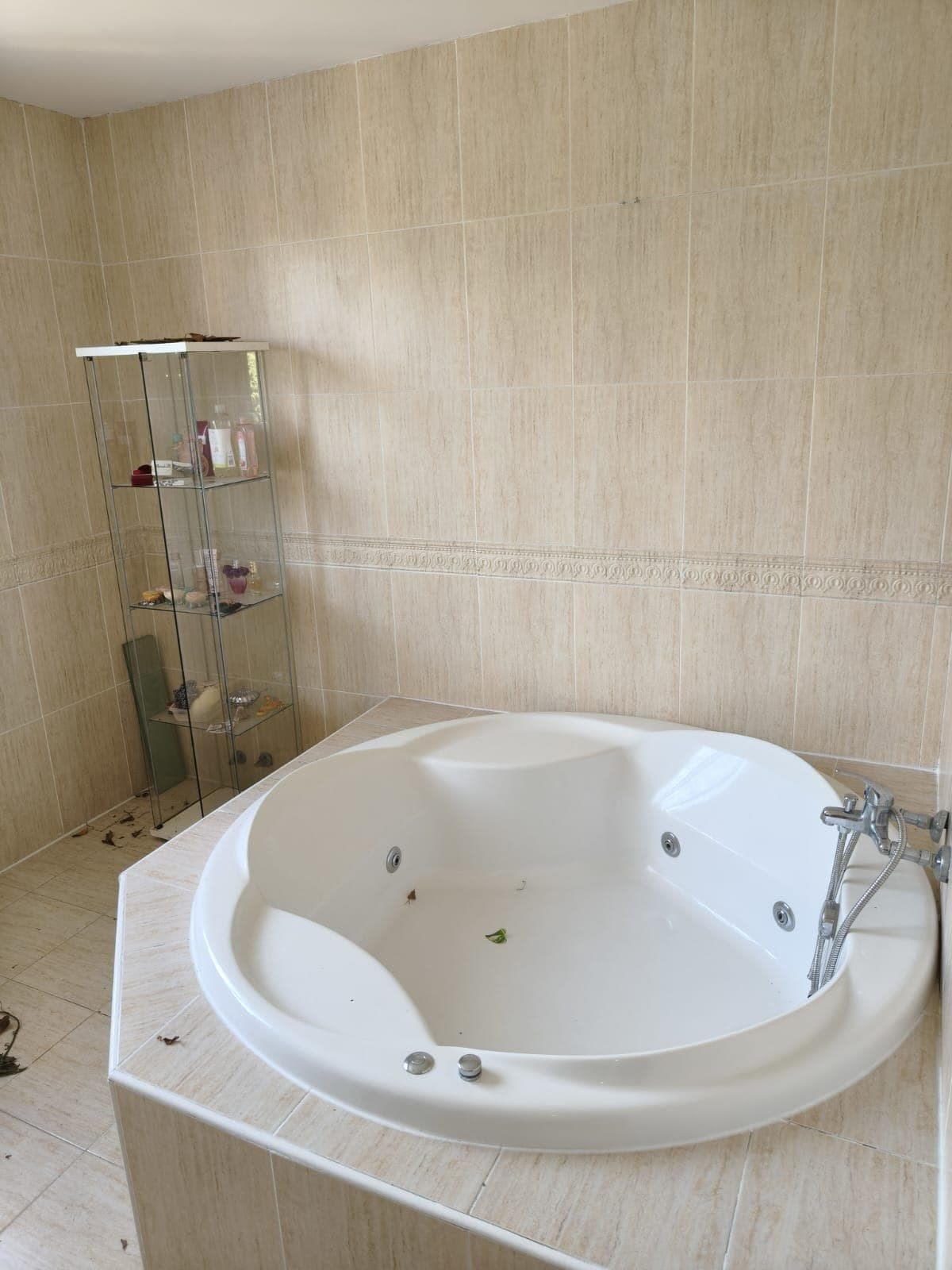 Inmueble recuperado en Illescas (Toledo), inquilinos morosos - Imagen 13