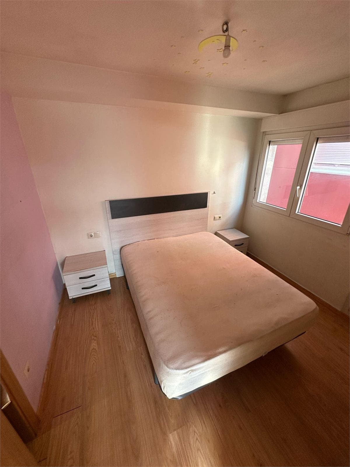 Inmueble recuperado en la ciudad de Baio A Coruña inquilinos morosos - Imagen 1