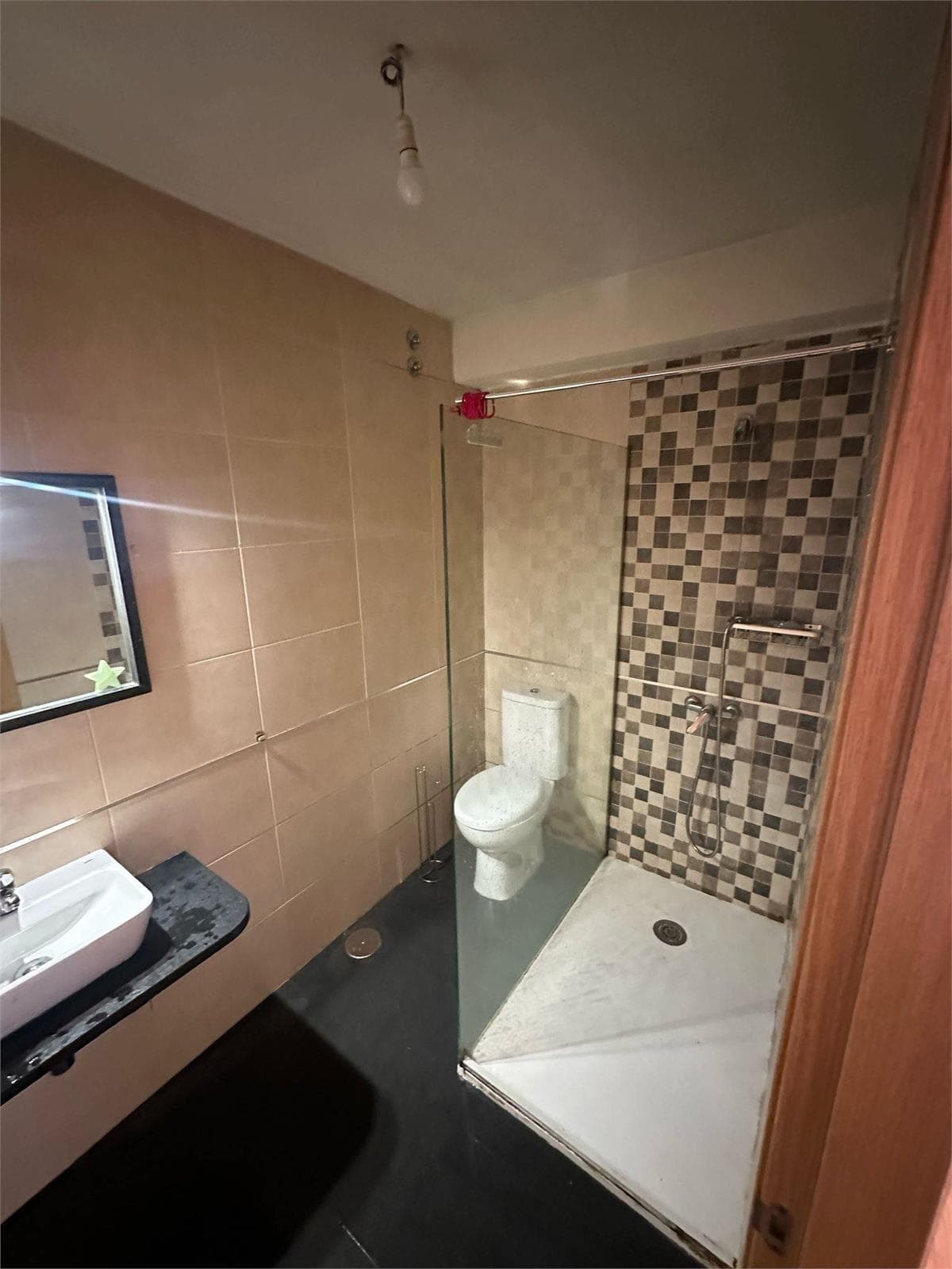 Inmueble recuperado en la ciudad de Baio A Coruña inquilinos morosos - Imagen 4