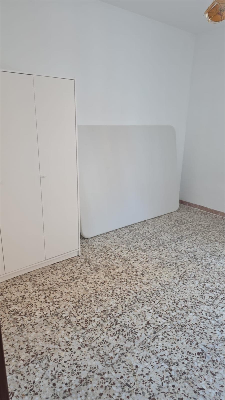 Inmueble recuperado en la ciudad de Fuenlabrada (Madrid) inquilinos morosos - Imagen 2