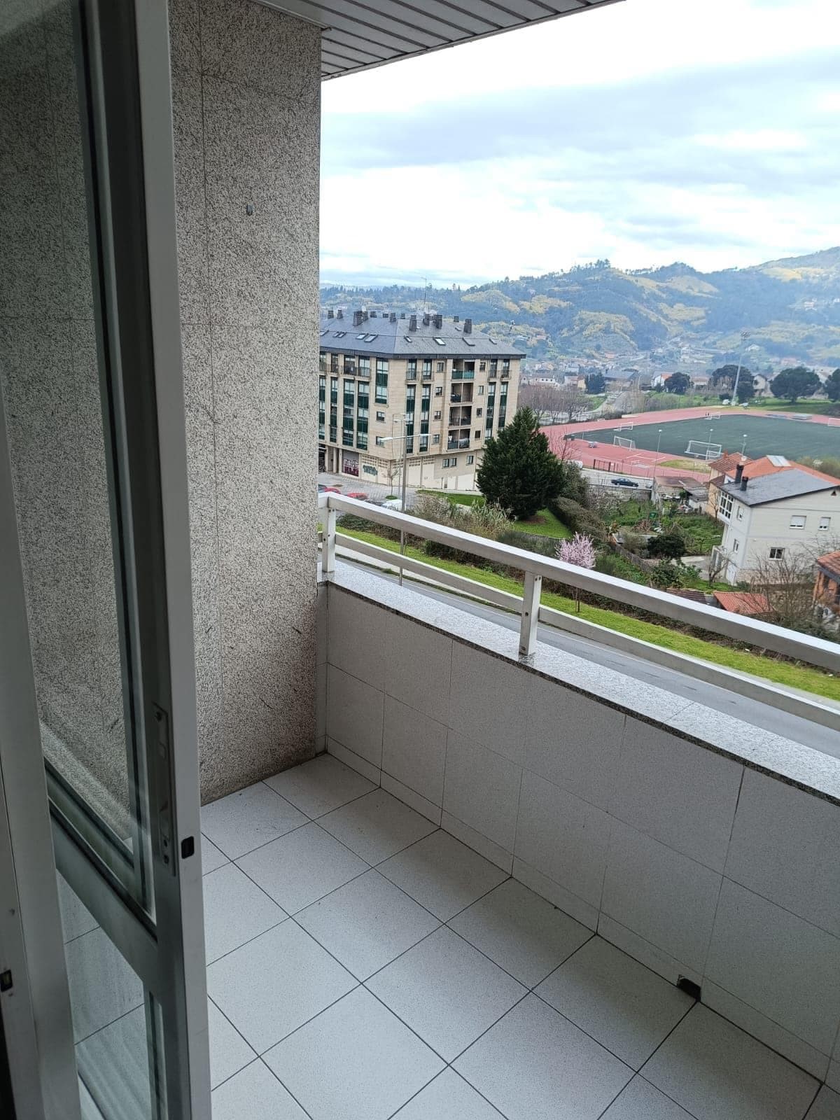 Inmueble recuperado en la ciudad de Orense inquilinos morosos - Imagen 2