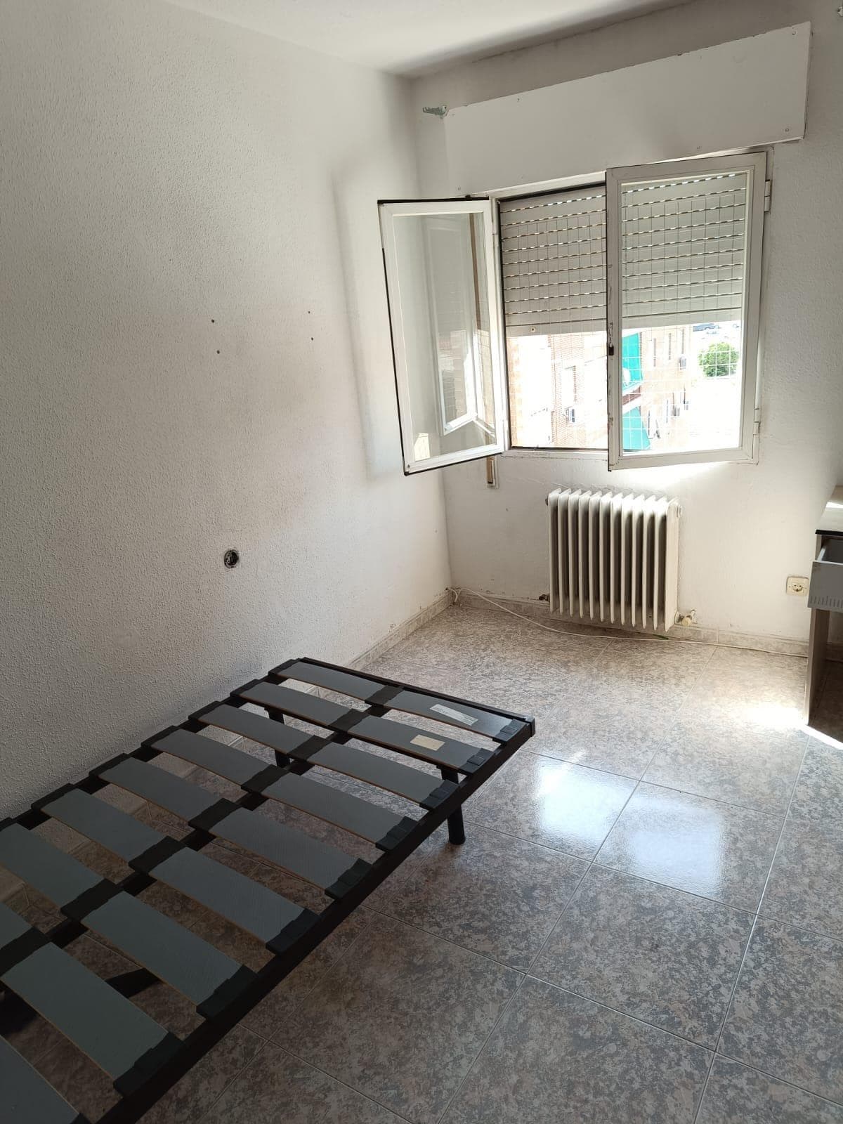 Inmueble recuperado en la ciudad de Toledo, inquilinos morosos - Imagen 1