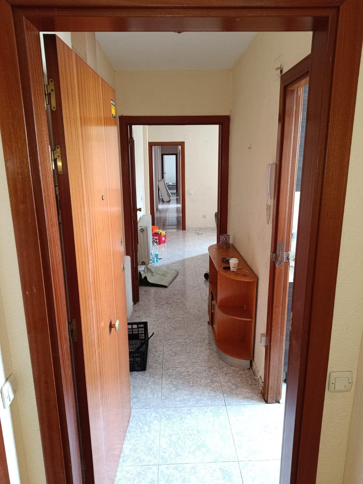 Inmueble recuperado en la ciudad de Toledo, inquilinos morosos - Imagen 3