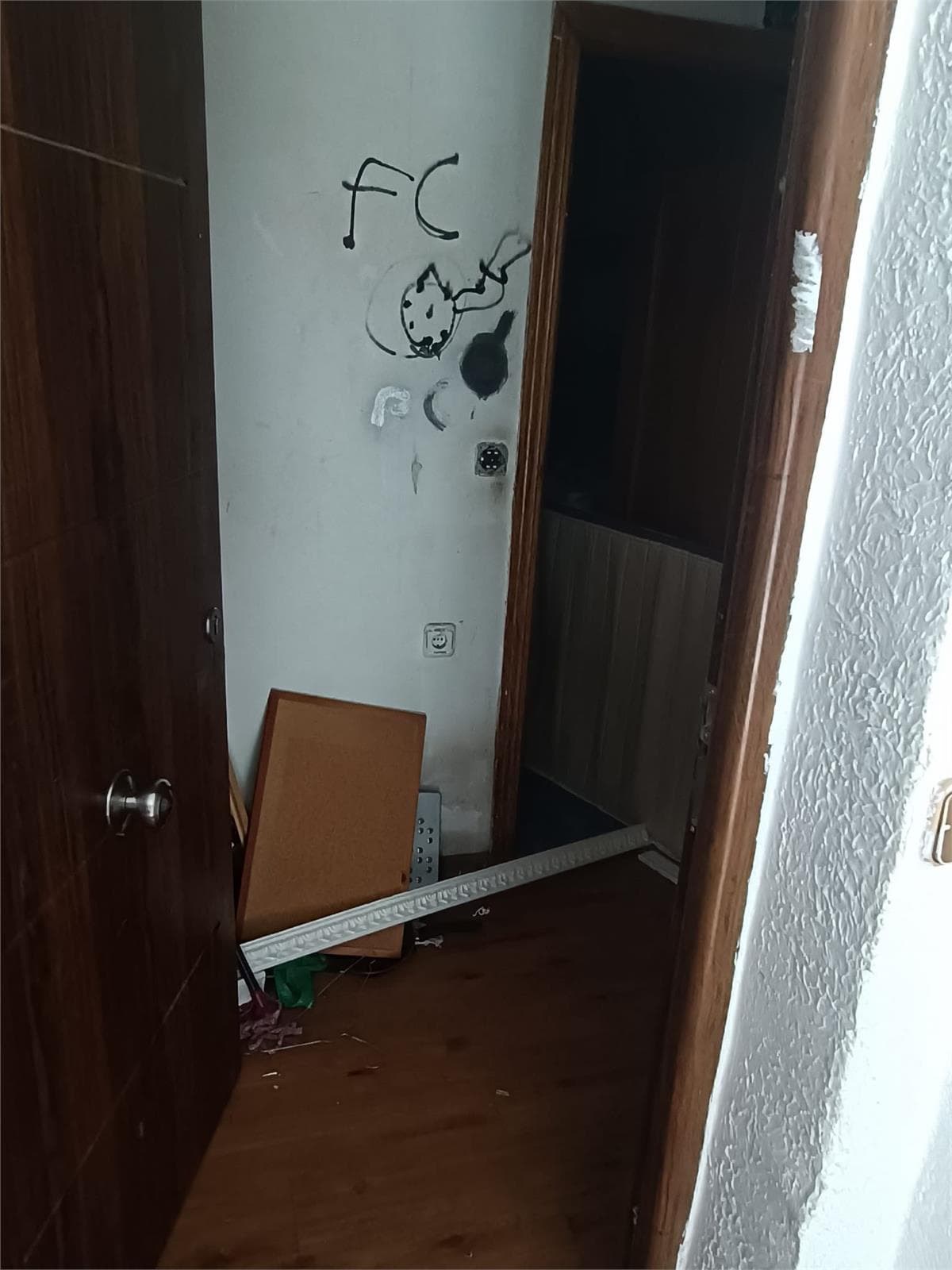 Inmueble recuperado en la localidad de Navalcarnero (Madrid), inquilino en precario - Imagen 6