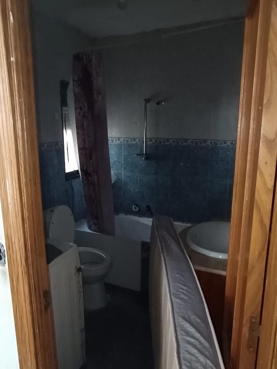 Inmueble recuperado en la localidad de Navalcarnero (Madrid), inquilino en precario - Imagen 5