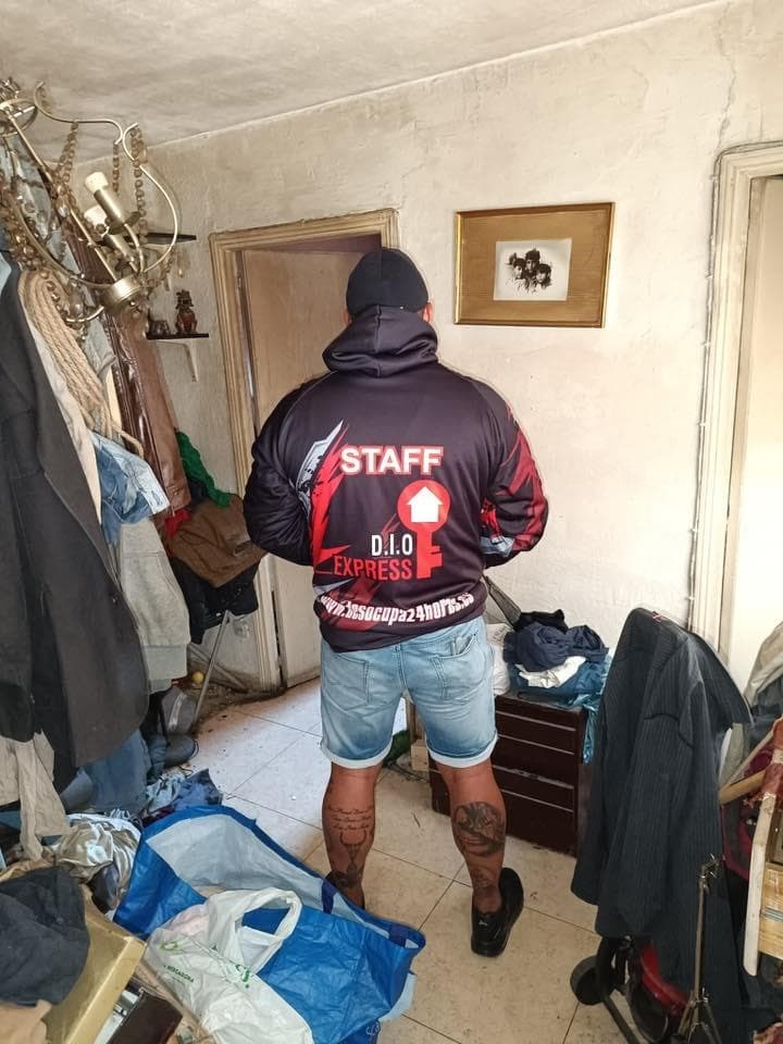 Inmueble recuperado en Madrid centro, Inquilino en precario - Imagen 1