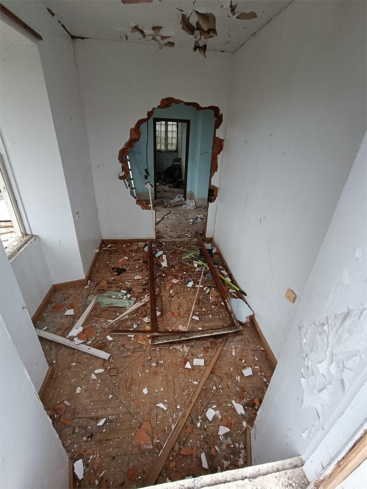 Inmueble recuperado en Melide A Coruña okupas recuperado en 24 horas - Imagen 10