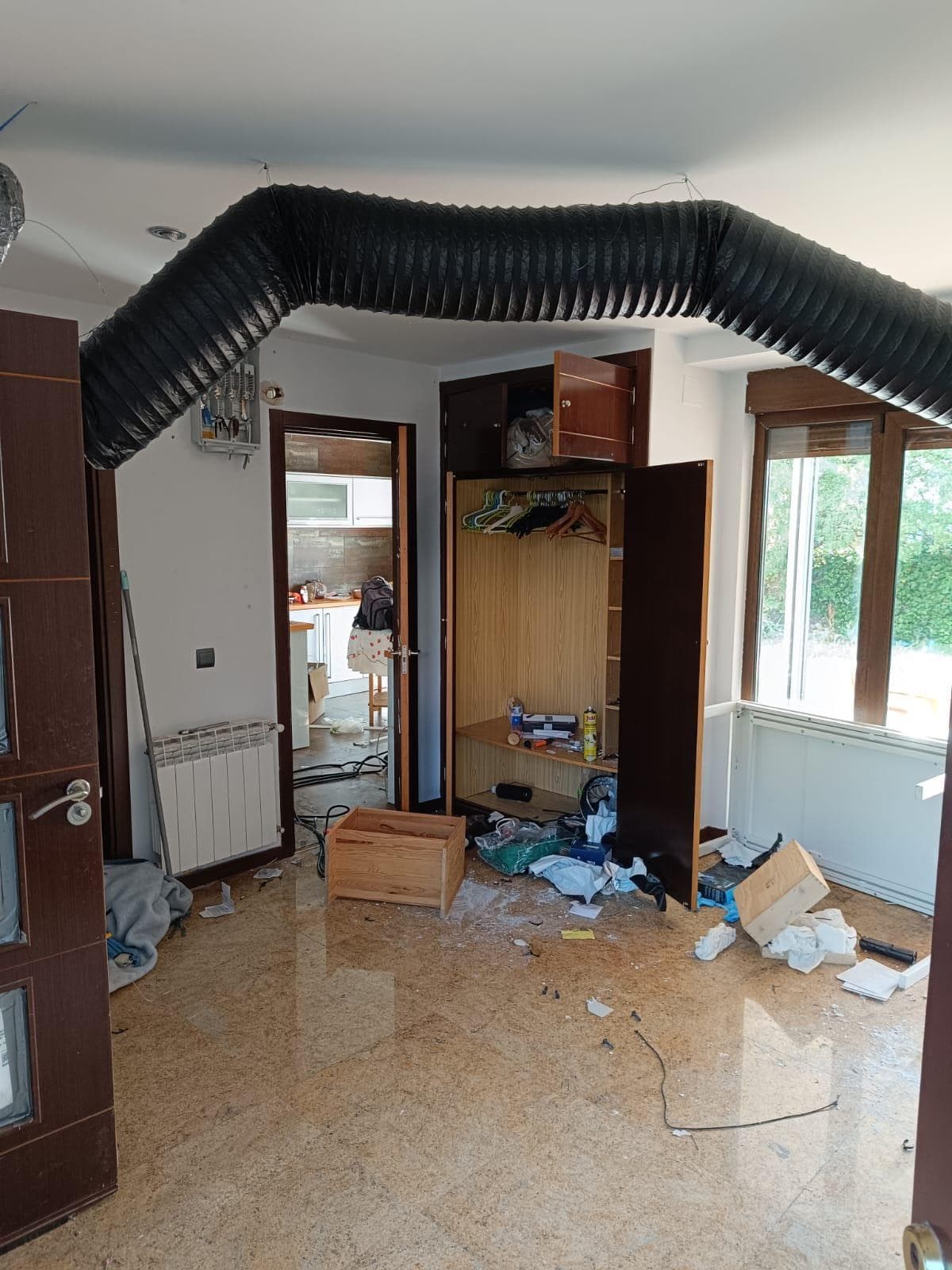 Inmueble recuperado en Miraflores de la sierra Vivienda usada para el cultivo de marihuana - Imagen 9