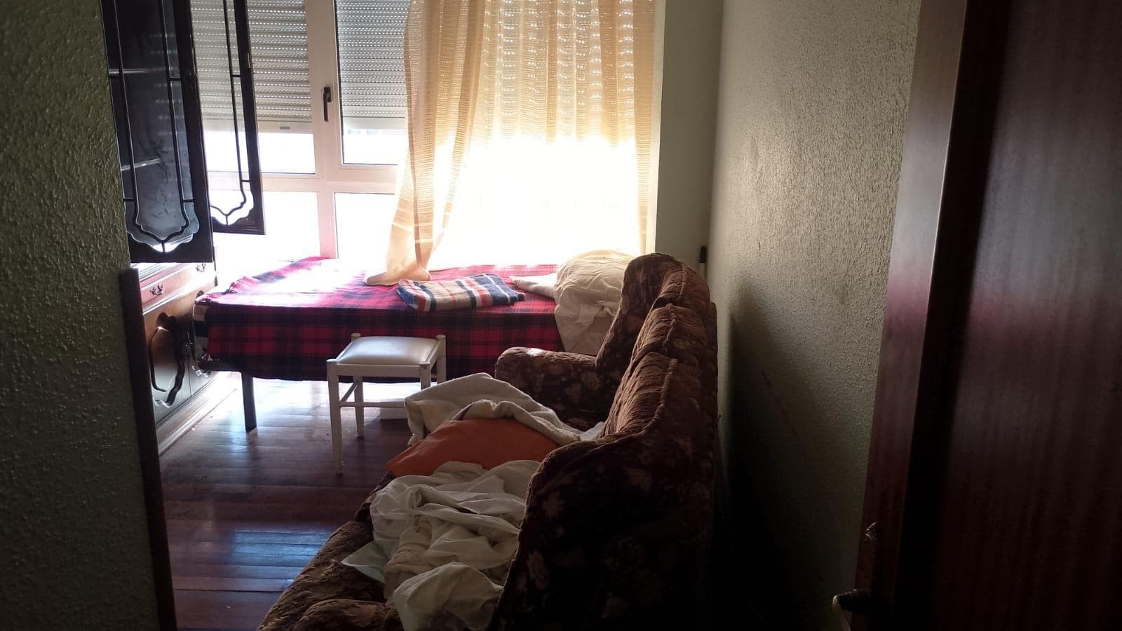 Inmueble recuperado en Muriedas (Cantabria) Inquilino en precario - Imagen 5