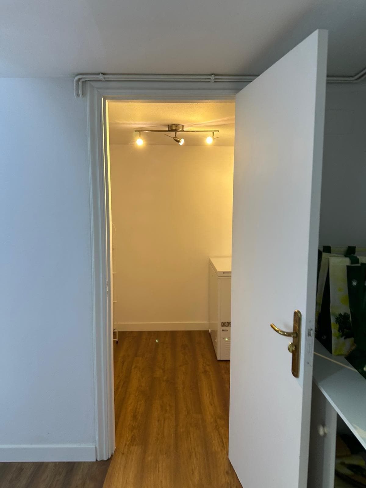 Inmueble recuperado en Oleiros A Coruña, inquilino moroso deuda superior a 20.000 € - Imagen 12