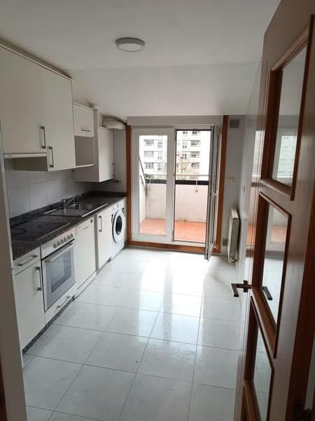 Inmueble recuperado en Ourense, inquilinos morosos - Imagen 4