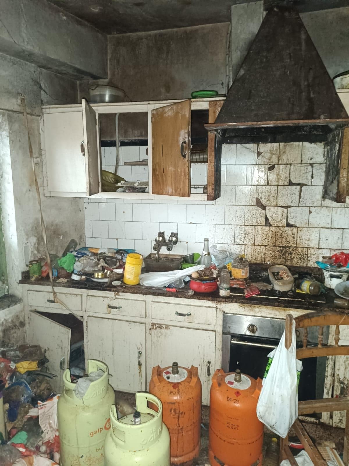 Inmueble recuperado en Ribeira (A Coruña) Okupas - Imagen 1