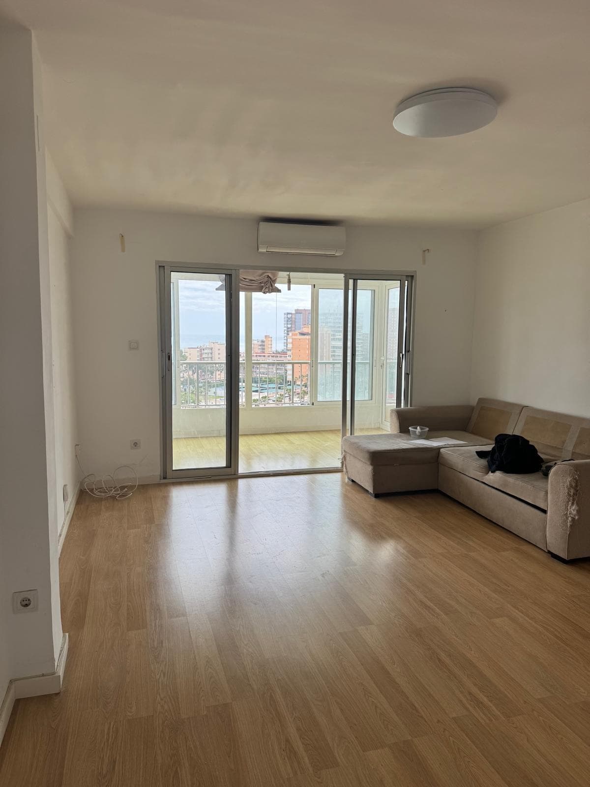 Inmueble recuperado en San Juan de Alicante inquilinos morosos - Imagen 14