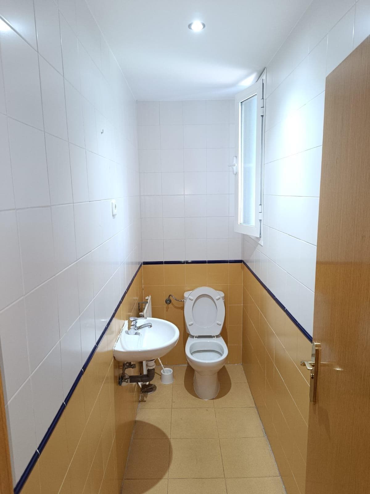 Inmueble recuperado en Torrejon de Ardoz (Madrid) Inquilino en precario - Imagen 4