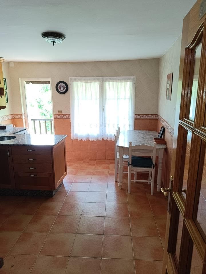 Inmueble recuperado en Villar de los Barrios (Castilla y León), inquilinos morosos - Imagen 10